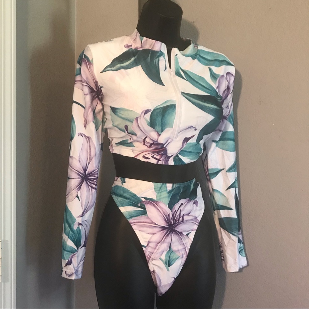 Long sleeve two piece floral swimsuit, XL